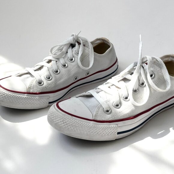 Converse Chuck Taylor All Star Classic Canvas Unisex Sneakers - sz 6 Women's - Picture 14 of 16